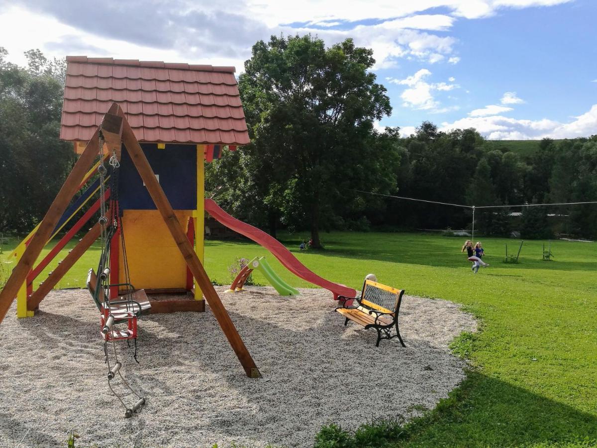 Holiday Raj Bešeňová Eksteriør billede